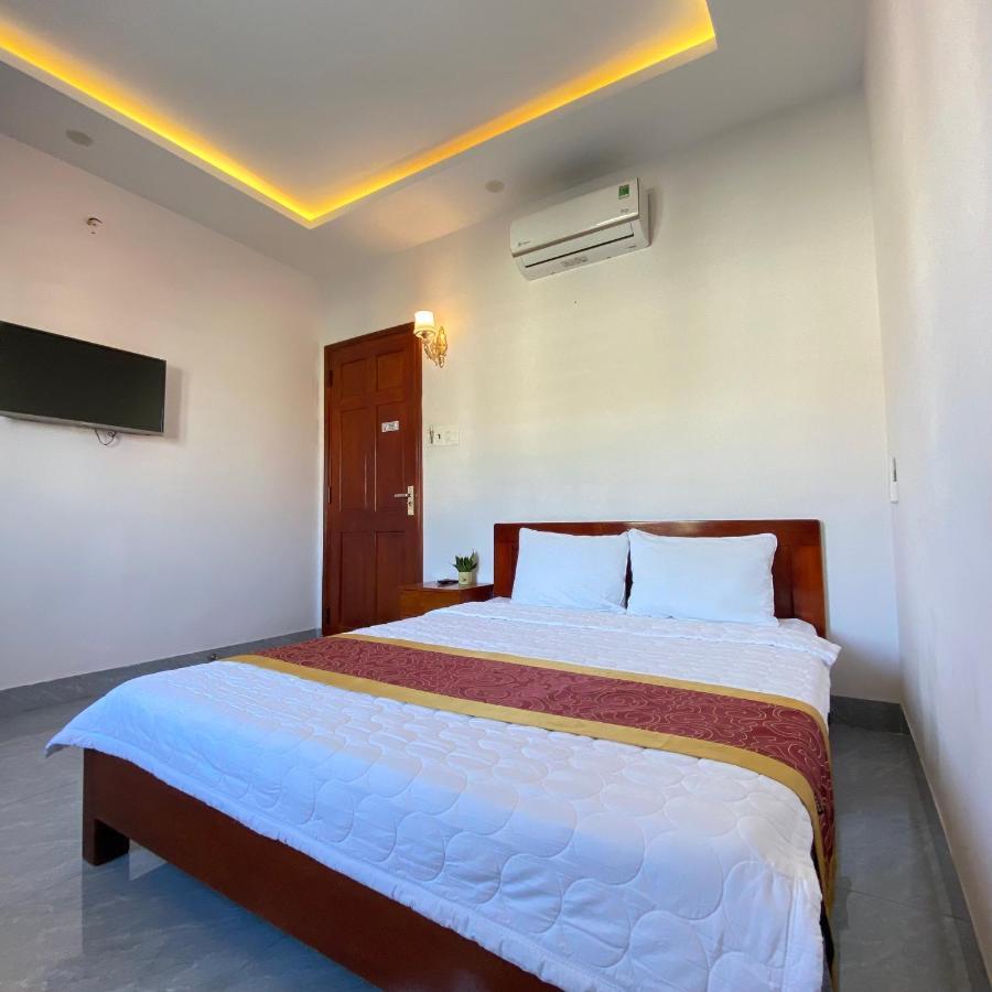 Phu Xuan Hotel Quy Nhon Exterior photo