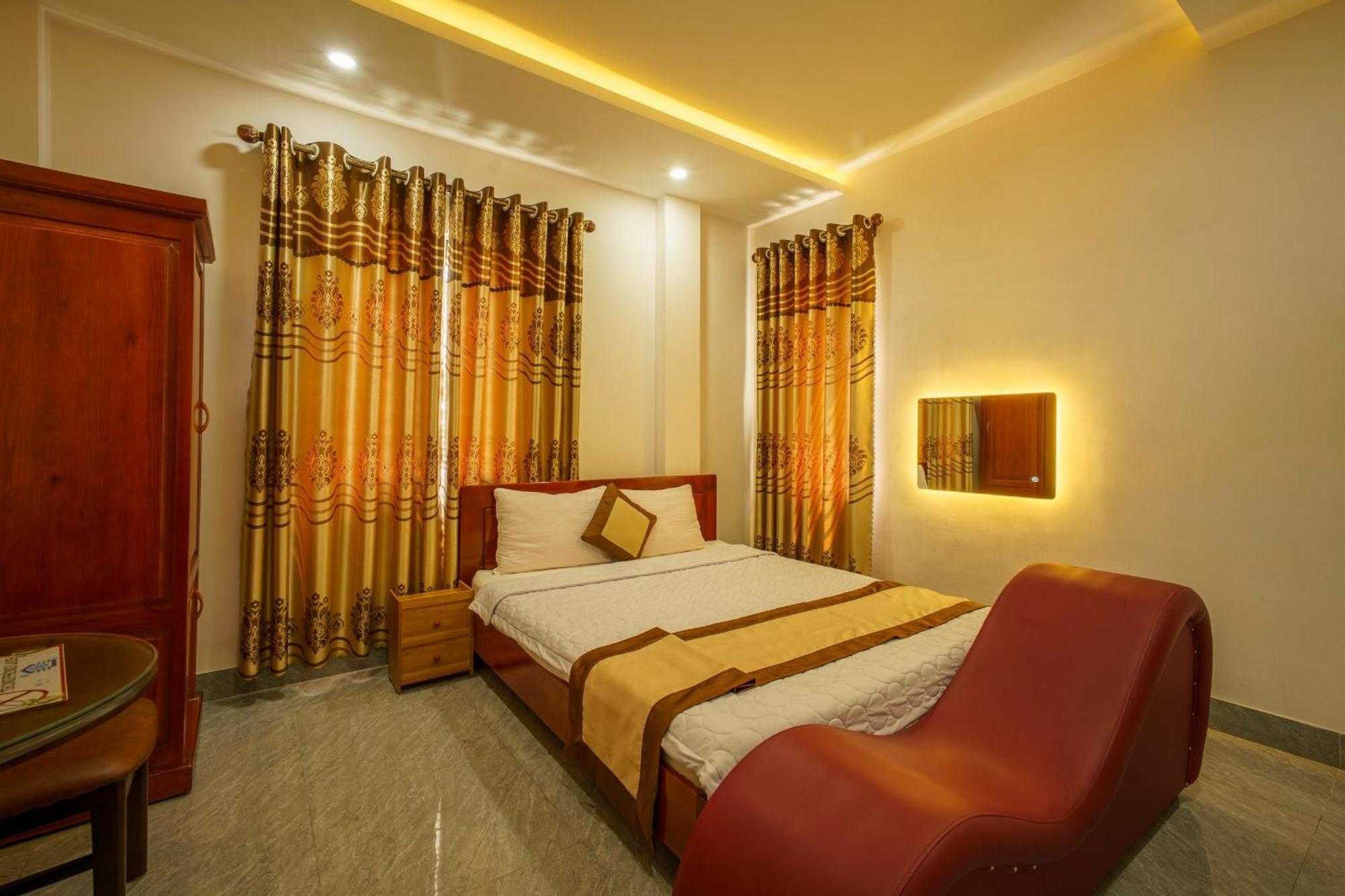 Phu Xuan Hotel Quy Nhon Exterior photo