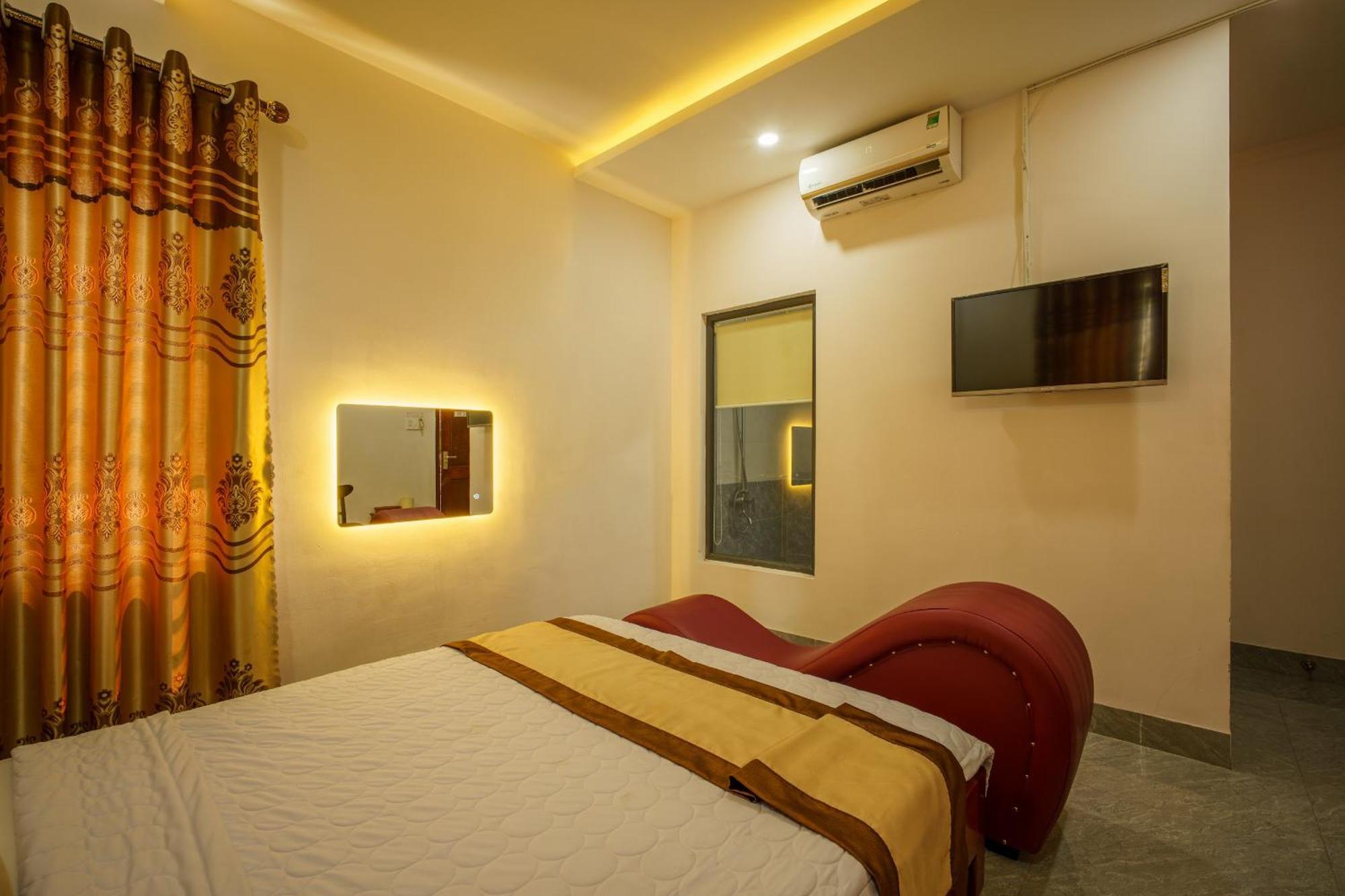 Phu Xuan Hotel Quy Nhon Exterior photo